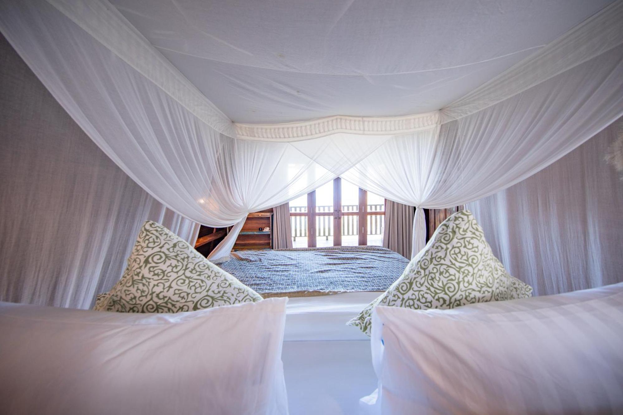 Villa Ellya Areguling, For 8-10 Pax Kuta  Exterior photo