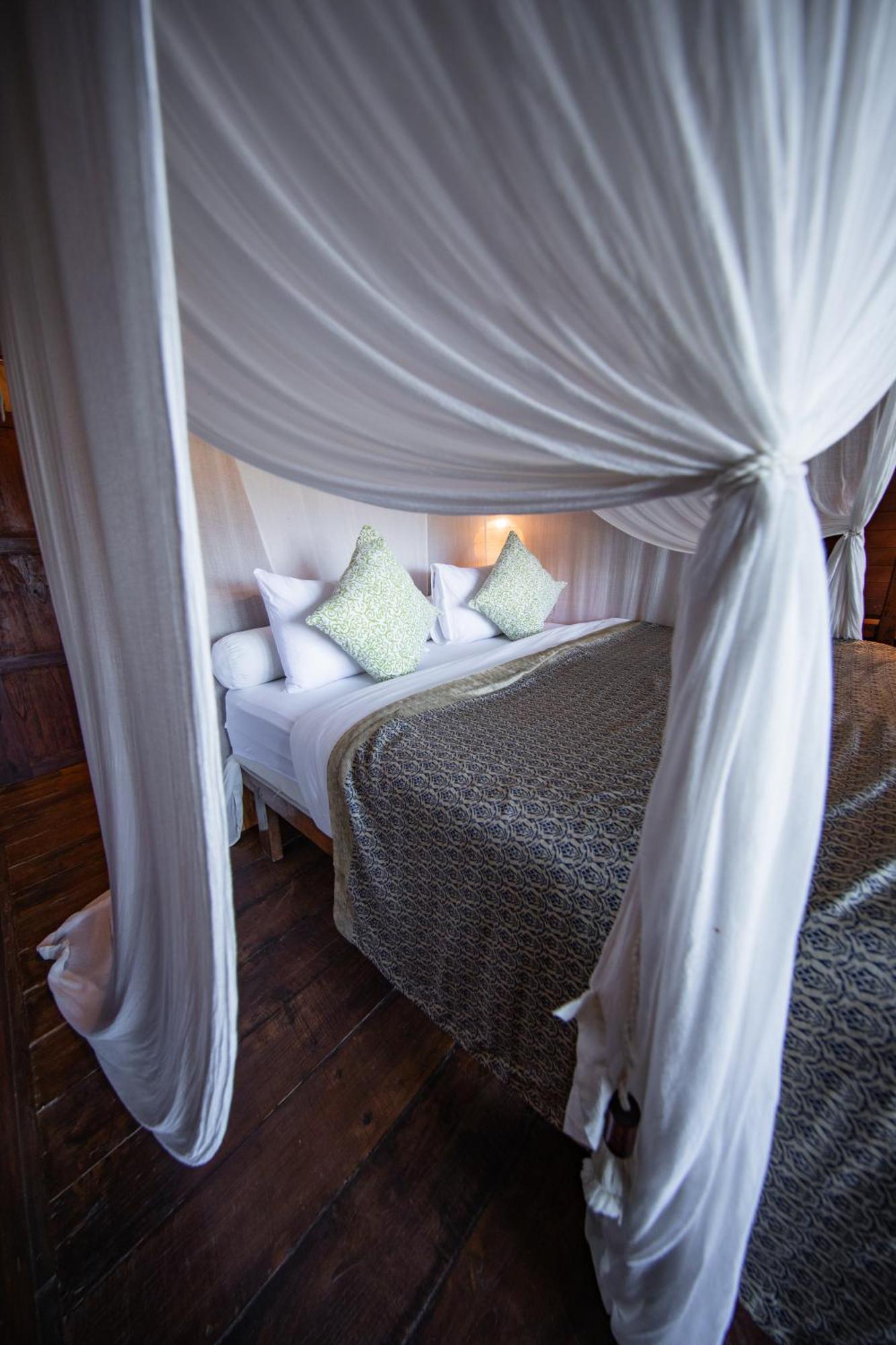 Villa Ellya Areguling, For 8-10 Pax Kuta  Exterior photo